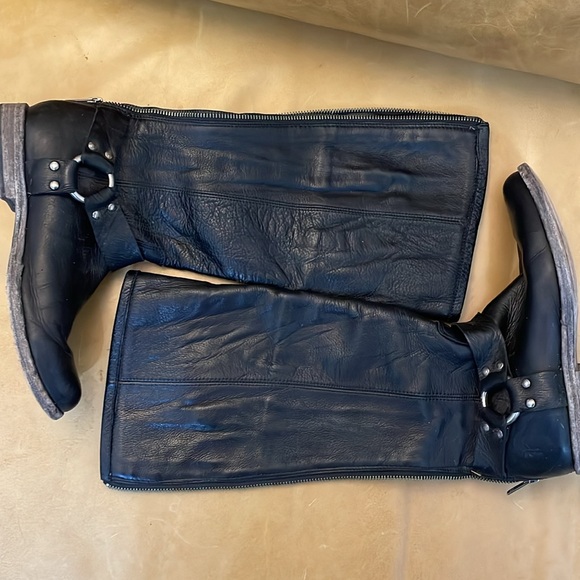 FRYE Women's Phillip Harness Tall Boots Size 7B in Black - Picture 4 of 8